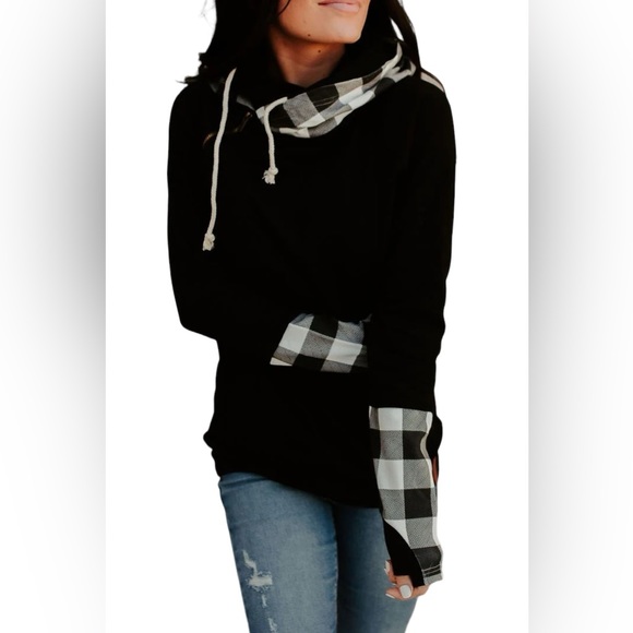 AMPERSAND AVE Tops - Ampersand Avenue Double Hood Sweatshirt - Checks Out Black, Size M, Hoodie Plaid